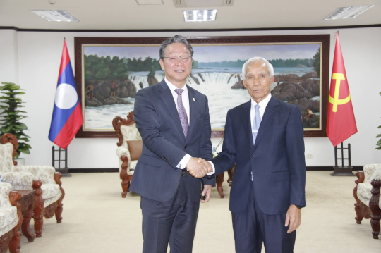 CIECC Chief Receives Republic of Korea Ambassador